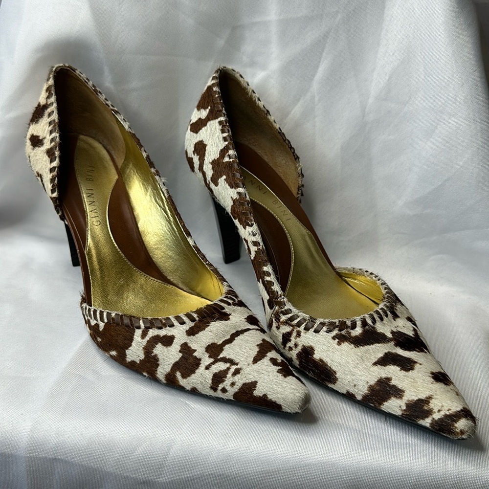 Gianni Bini Calf Leather Pumps size 9 1/2 M.
